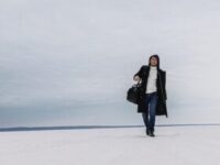 «Ты никогда не пересечёшь океан, если не наберёшься смелости потерять из виду берег»
