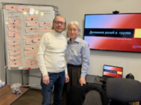 Выступил с докладом по динамике ролей в группе